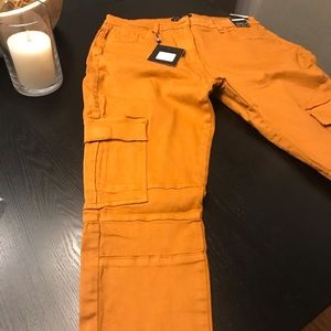 Skinny cargo jeans